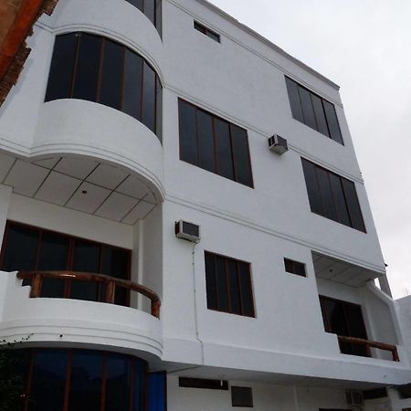 Galapagos Islands Hotel Puerto Ayora  Bagian luar foto