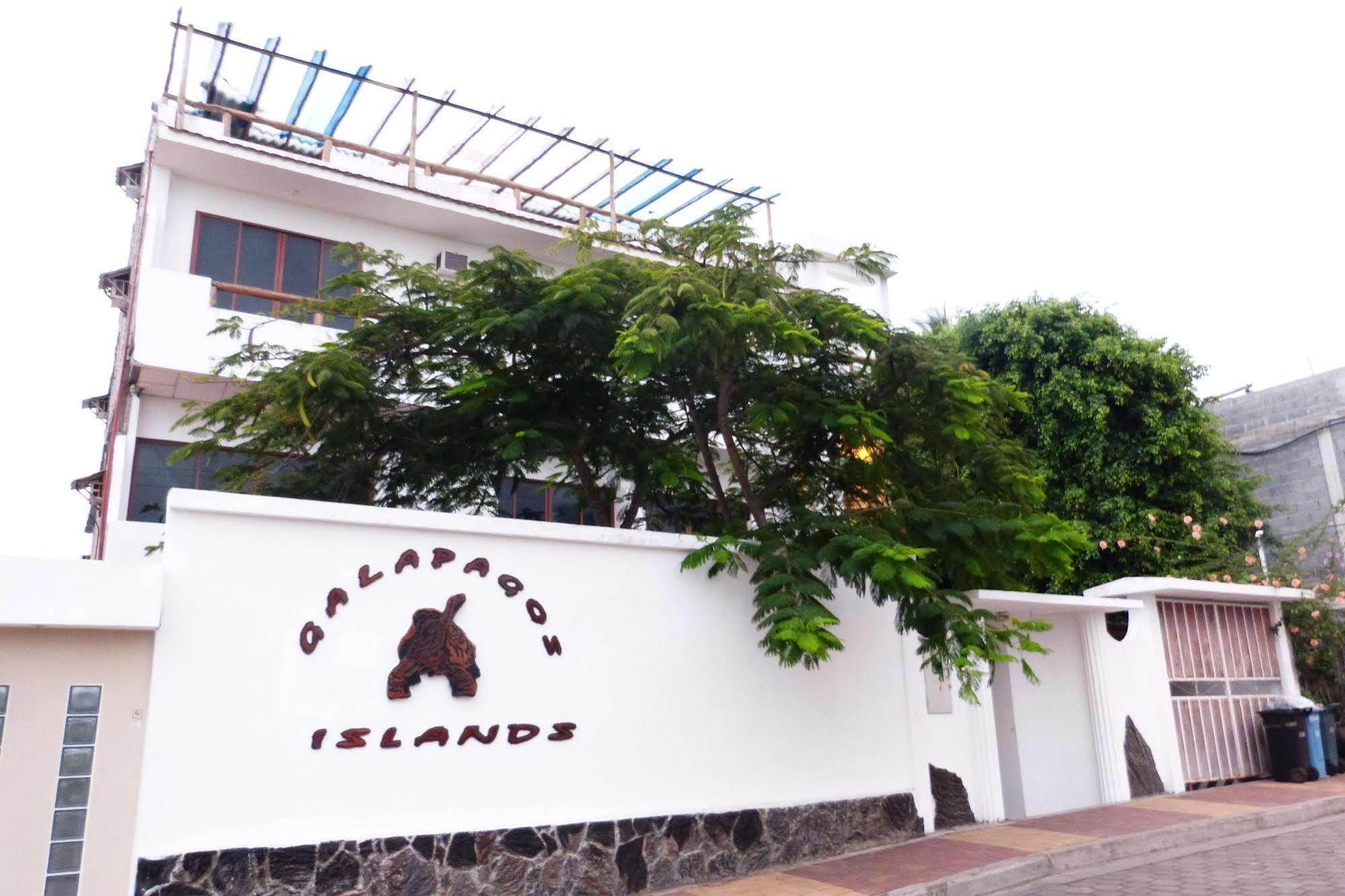 Galapagos Islands Hotel Puerto Ayora  Bagian luar foto